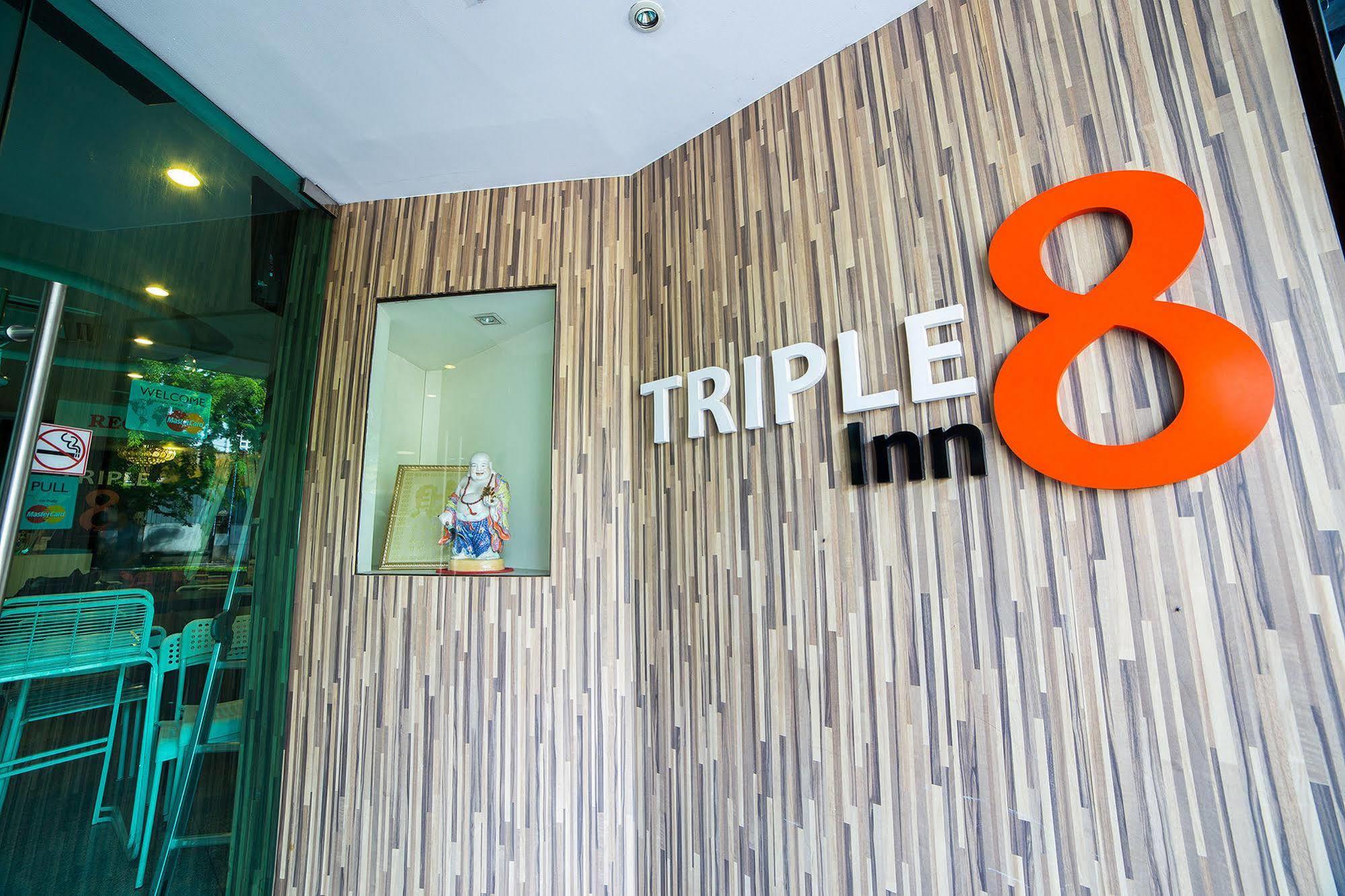 Triple 8 Inn Бангкок Экстерьер фото